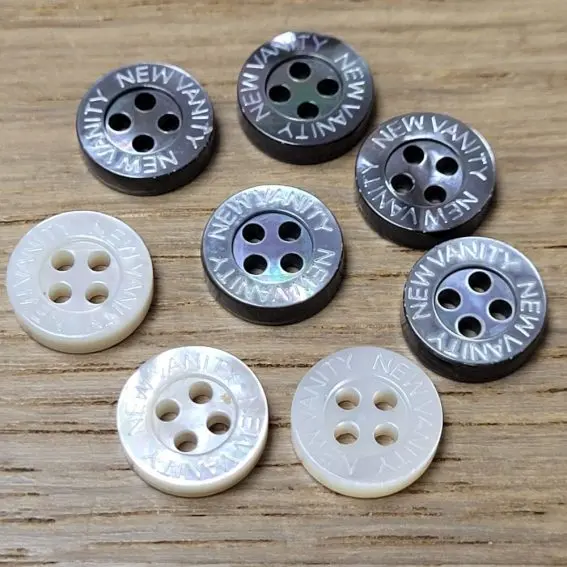 Emaks Lazer İşlemeli Düğme